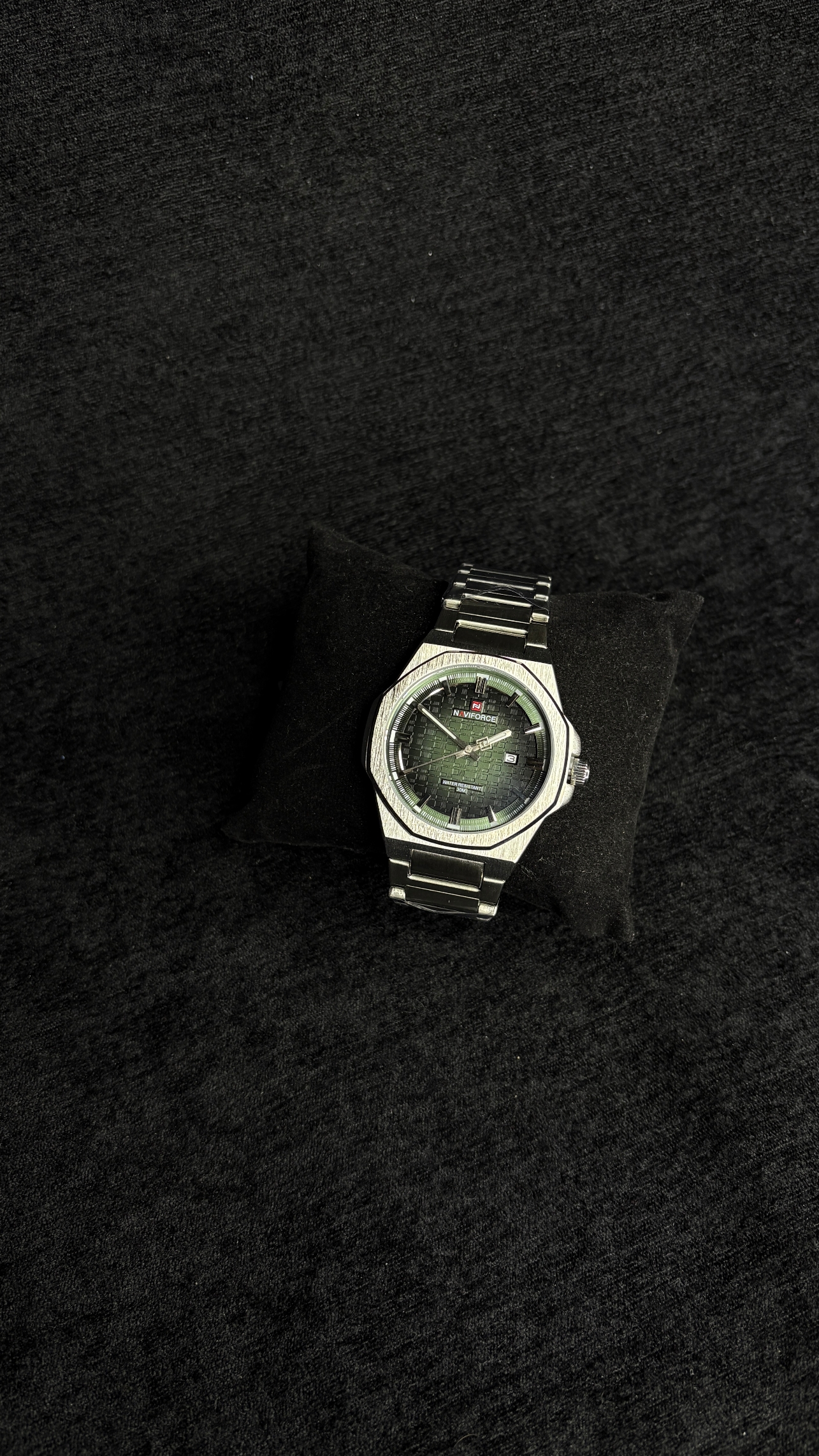 ساعت مچی مردانه نیوی فورس naviforce بند فلزی مدل nf9245